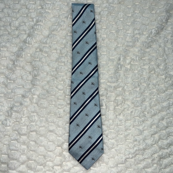 Burberry 100% Silk Tie-Authentic-EUC - Picture 1 of 4